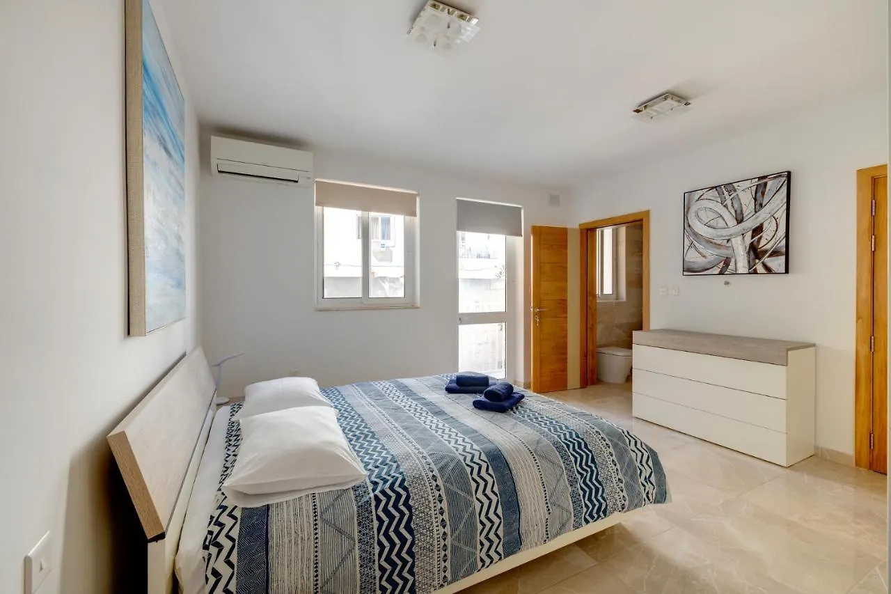Marvellous 3Br Apartment In Central St Julians Saint Julian's