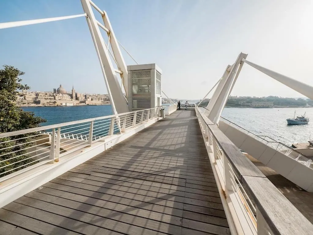 Marvellous 3Br Apartment In Central St Julians Saint Julian's