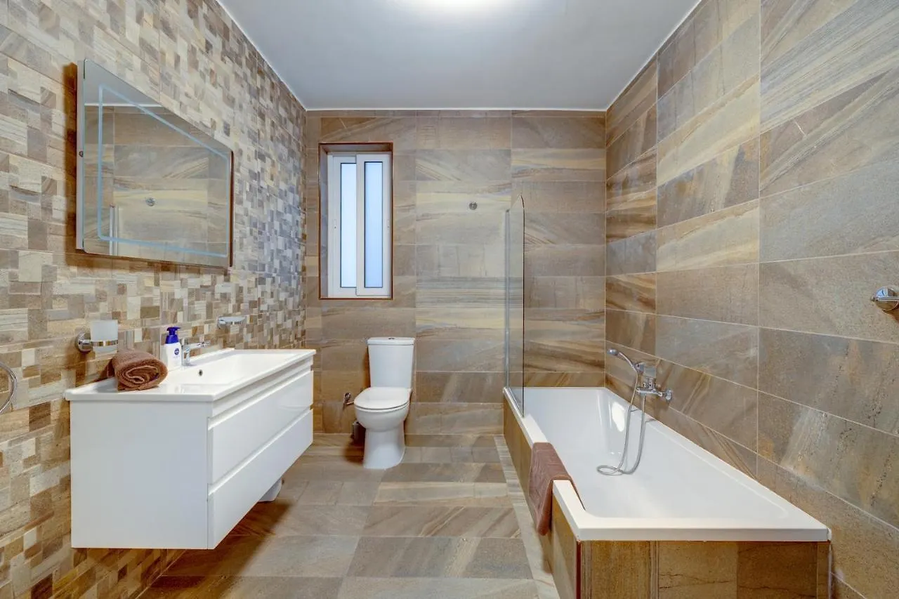 Marvellous 3Br Apartment In Central St Julians San Giuliano