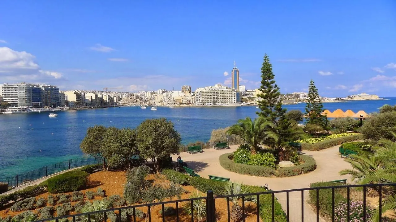 Marvellous 3Br Apartment In Central St Julians Saint Julian's
